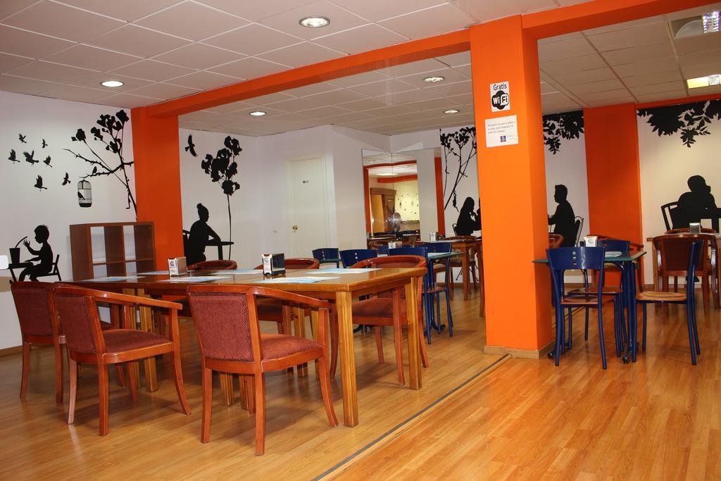 Hotel La Curva Albolote Bagian luar foto